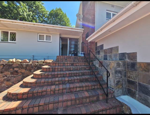 3 BEDROOM HOUSE RENTED IN DAWNCLIFFE
